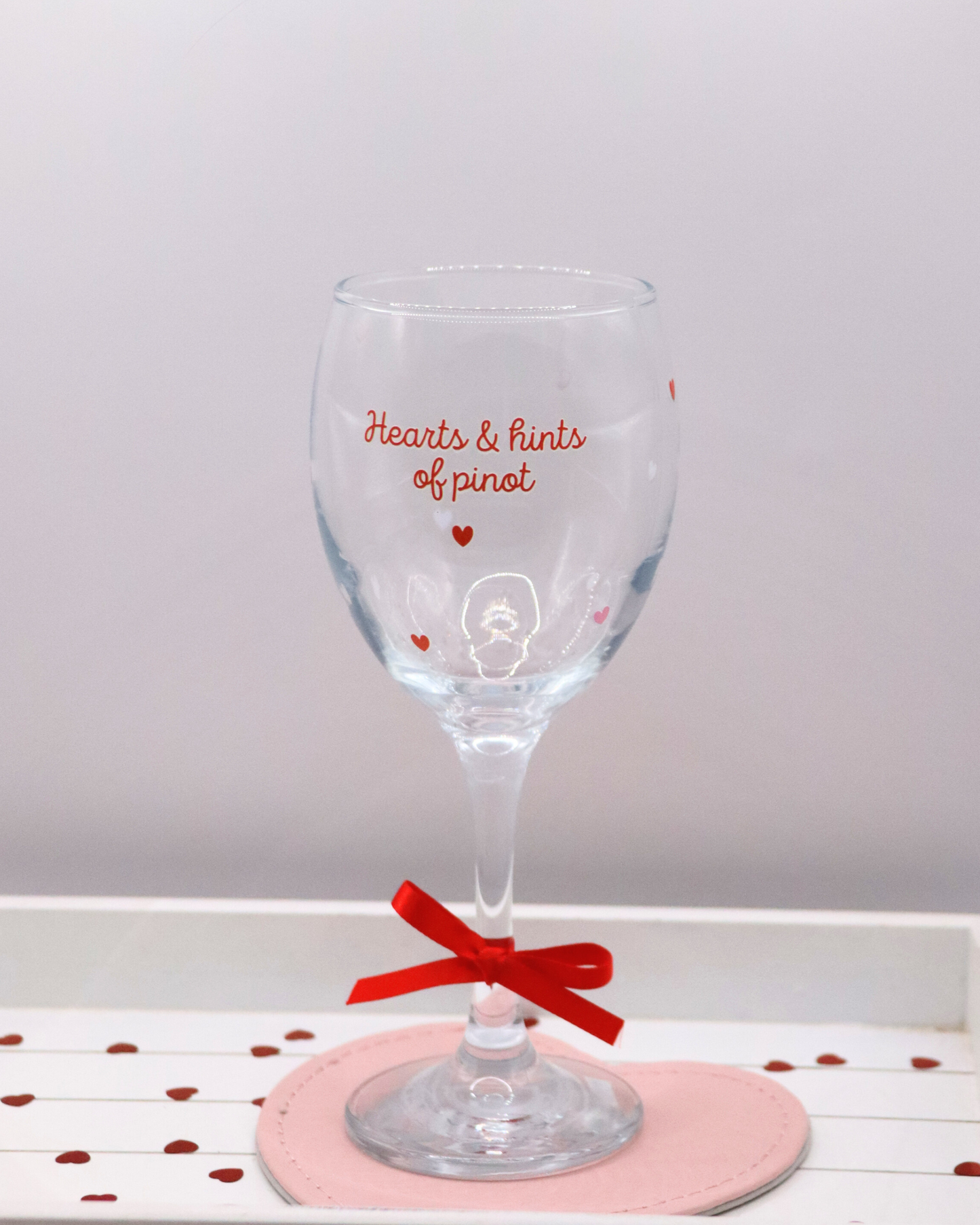Hearts & Hints Of Pinot Wine Glass